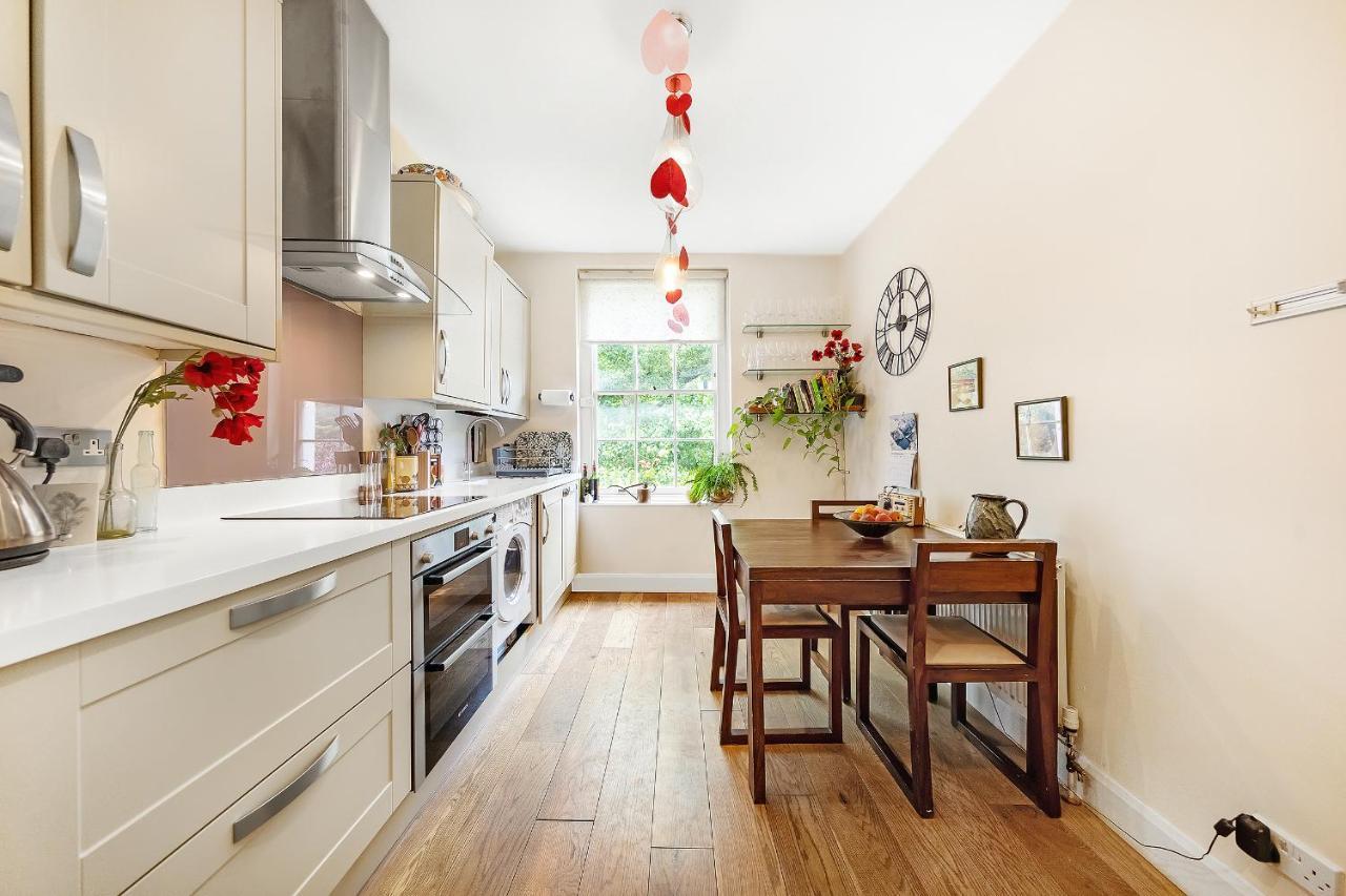 Veeve - Cosy In The Heart Of Angel Apartment London Bagian luar foto