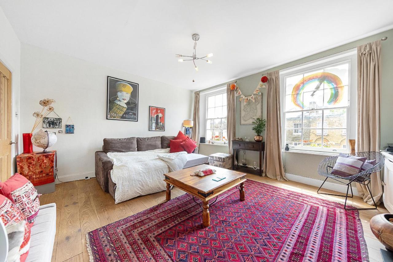 Veeve - Cosy In The Heart Of Angel Apartment London Bagian luar foto
